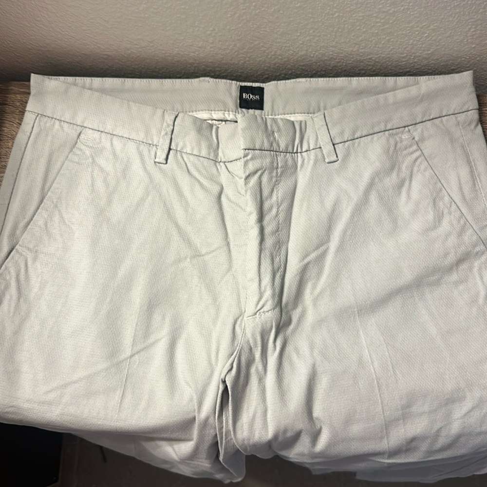 Hugo Boss travel pants. 30R, light grey or silver.